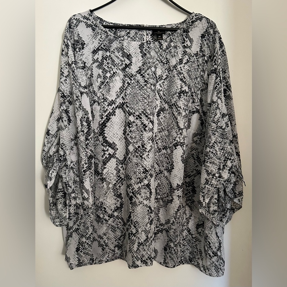 Worthington Top size 3XL snakeskin print